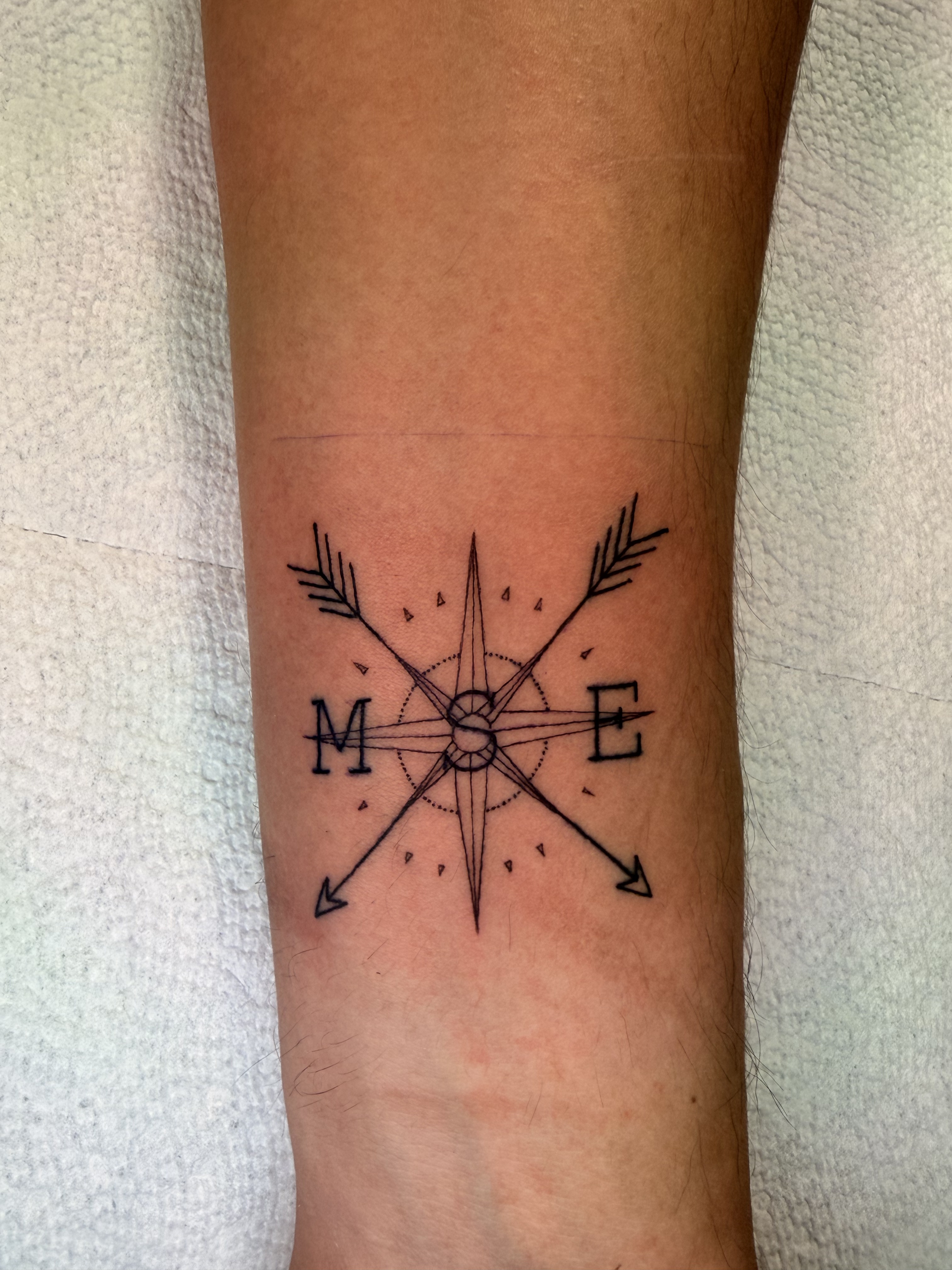 Black and grey leg tattoo